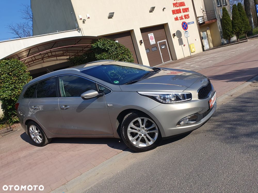 Kia Ceed 1.6 GDI Spirit - 31