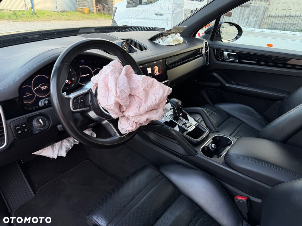 Porsche Cayenne E-Hybrid Tiptronic S Platinum Edition - 21