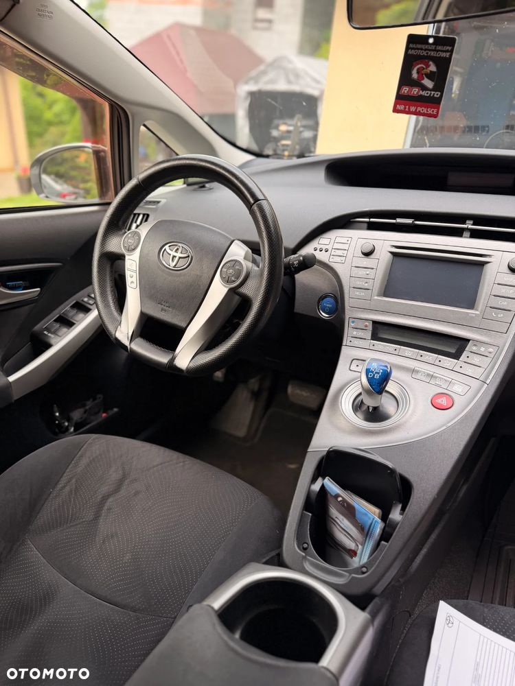 Toyota Prius 1.8 HSD Active - 27