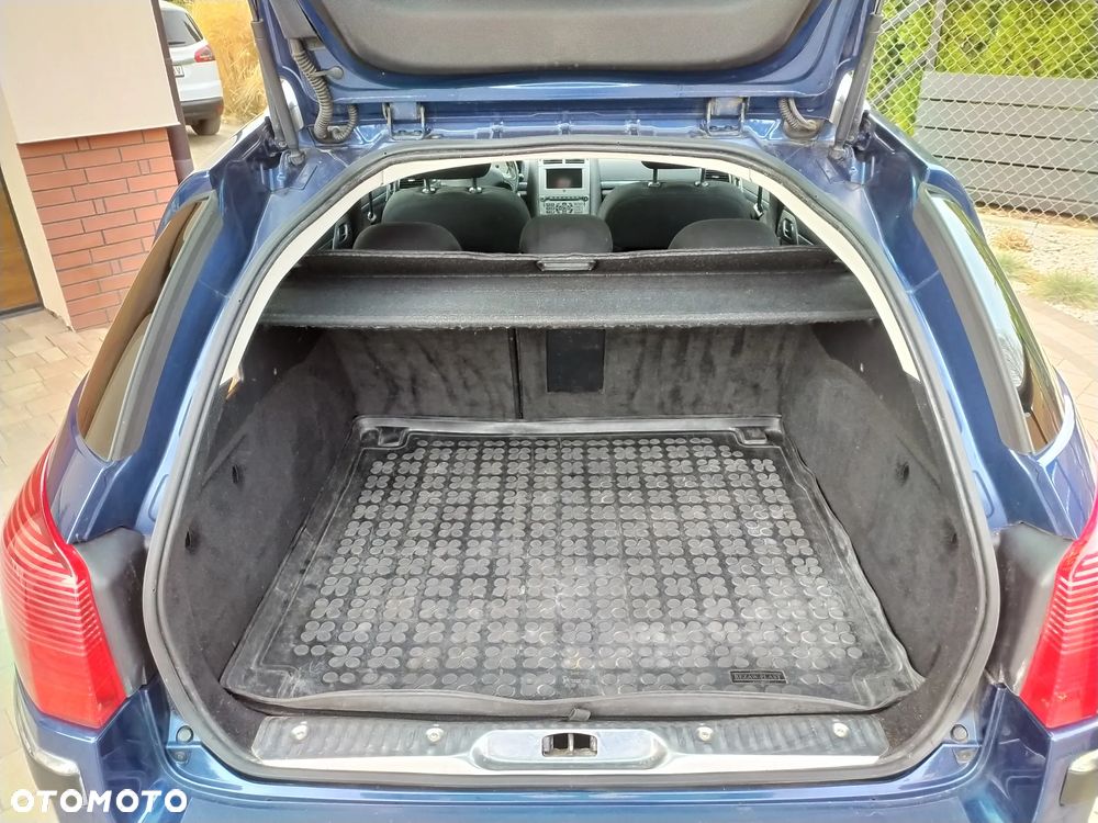 Peugeot 407 2.0 HDI ST Sport EU4 - 15