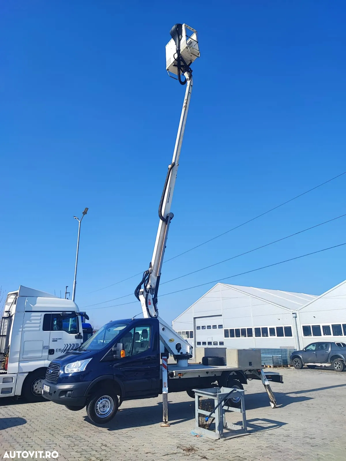 Ford Transit 4x4 echipat cu nacela Oil Steel de 14M - 9