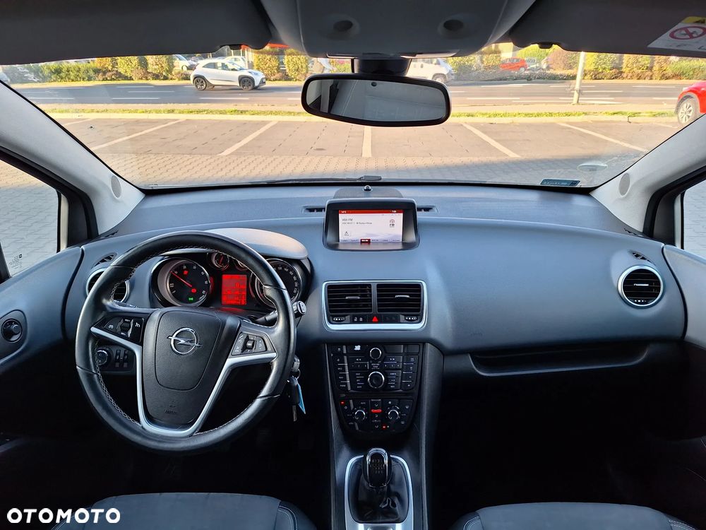 Opel Meriva - 11
