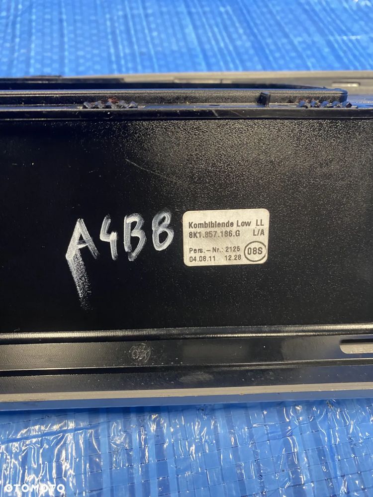 RAMKA OBUDOWA WYŚWIETLACZA MMI RADIA AUDI A4 B8   8K1857186G - 5