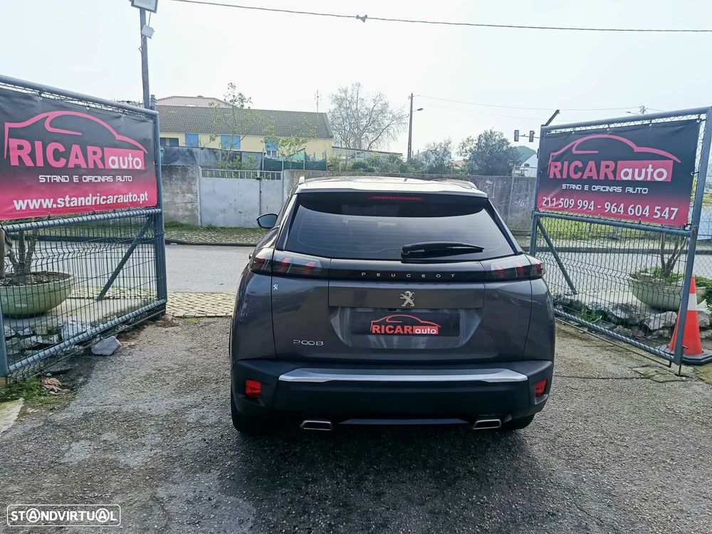Peugeot 2008 PureTech 130 Allure Pack - 4