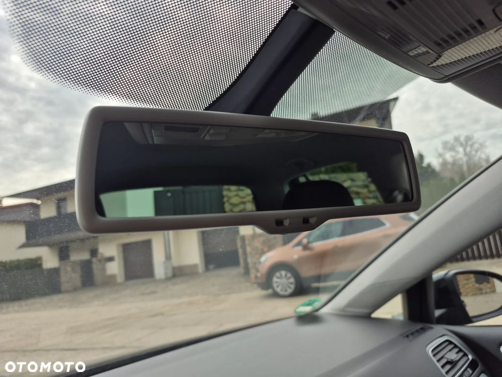 Volkswagen Golf - 36