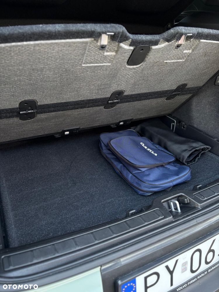 Volvo XC 40 B3 Plus Dark - 7