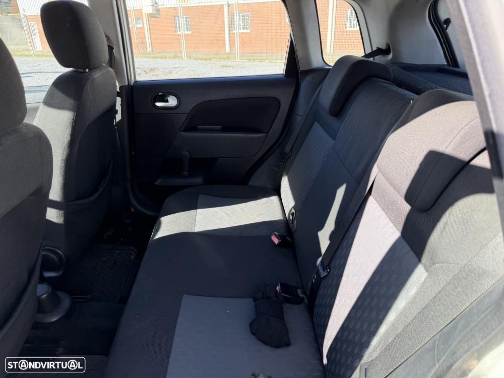 Ford Fiesta 1.25 First Edition - 8