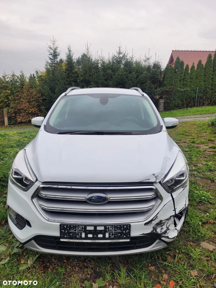 Ford Kuga 2.0 TDCi 2x4 Titanium - 1