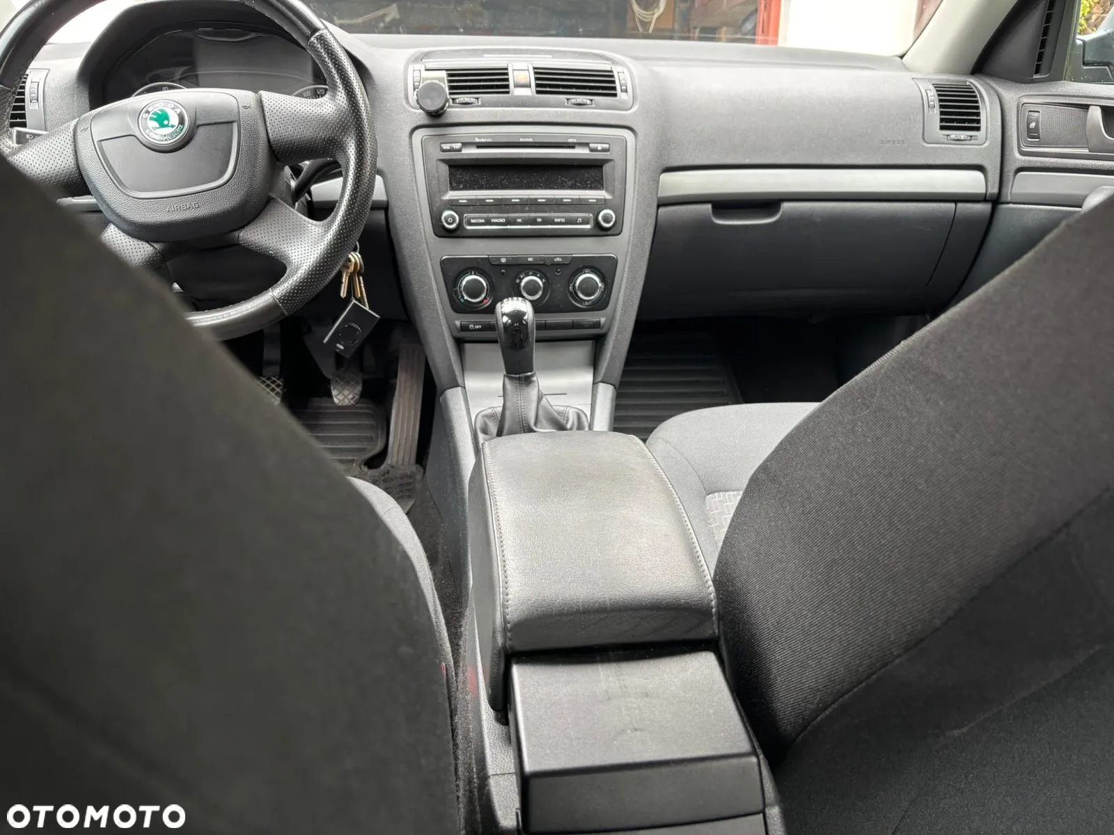 Skoda Octavia 1.6 - 9