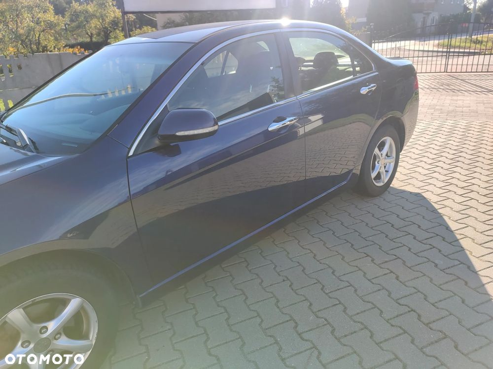 Honda Accord 2.0 Comfort - 2