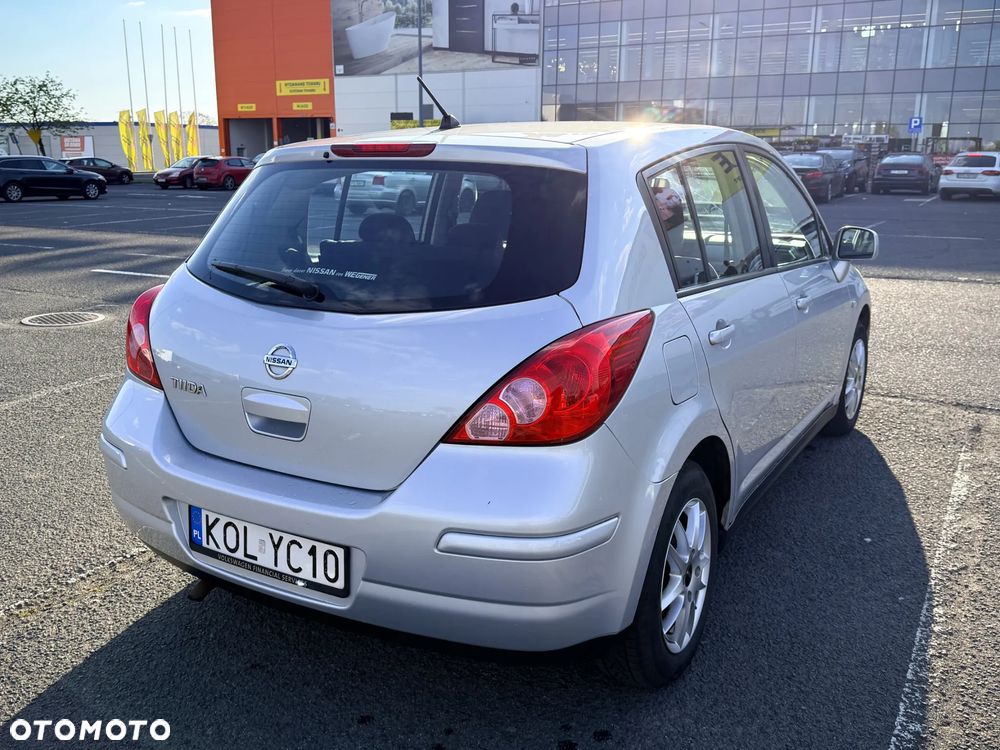 Nissan Tiida - 3