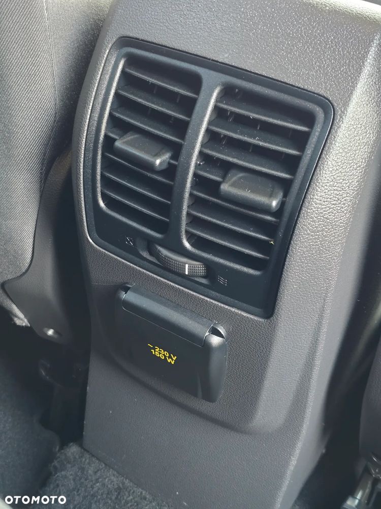 Ford C-MAX 2.0 TDCi Start-Stop-System Titanium - 30