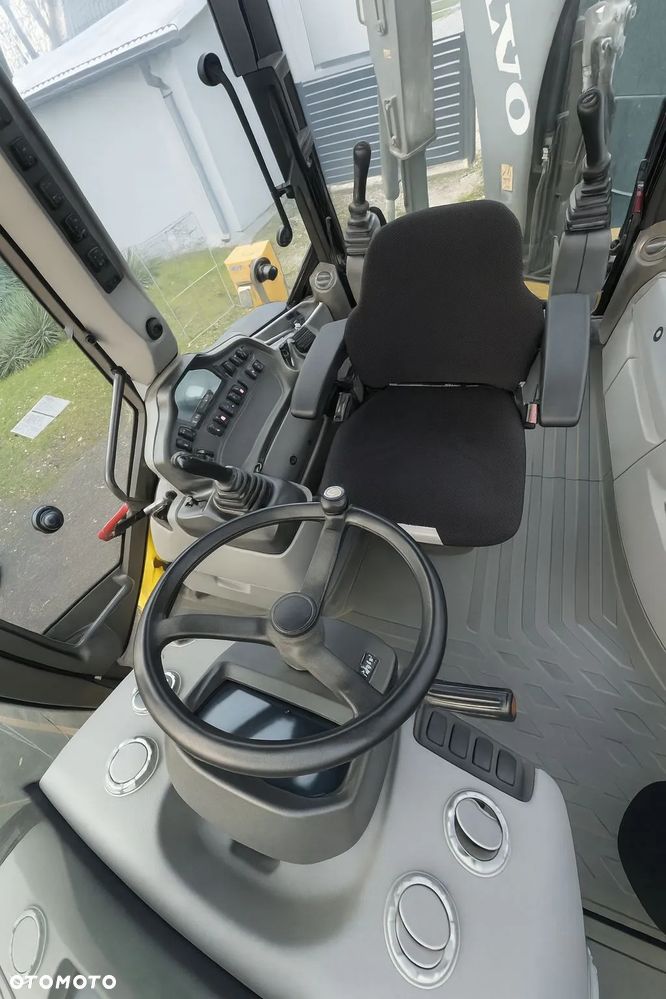 Volvo BL71 - 5