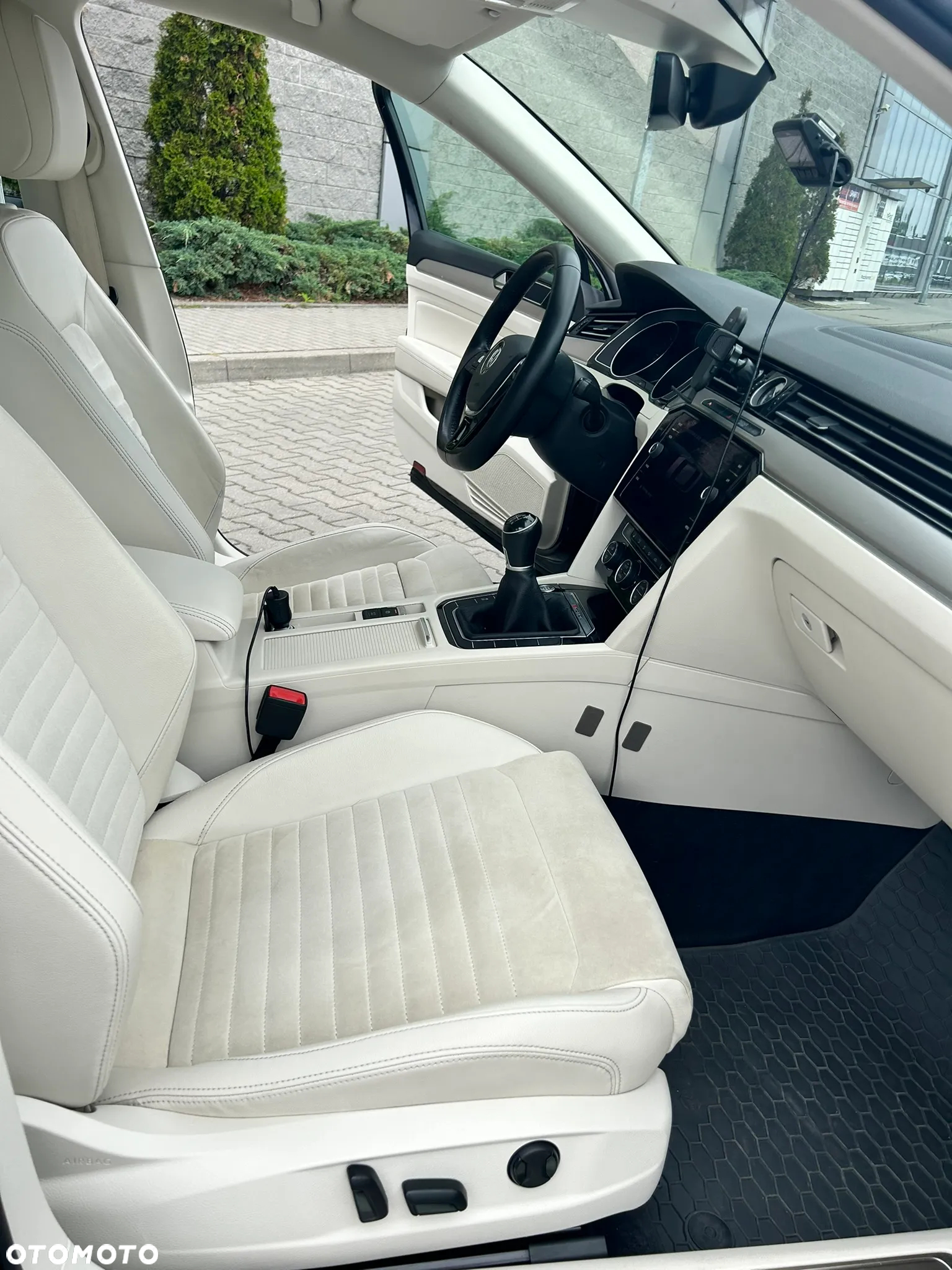 Volkswagen Passat 2.0 TDI BMT 4Mot Highline - 6