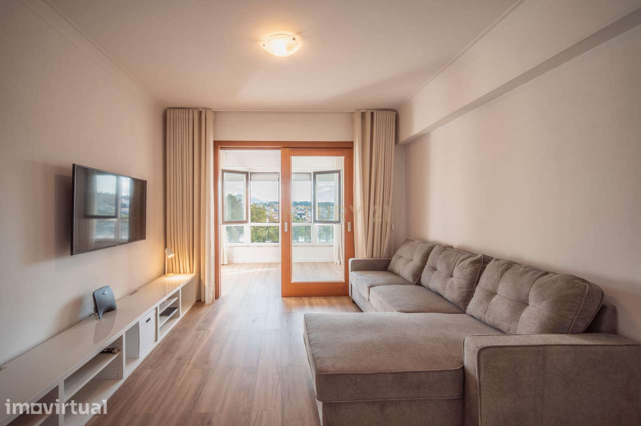 Apartamento T1 + Escritório totalmente remodelado - Grande imagem: 5/32
