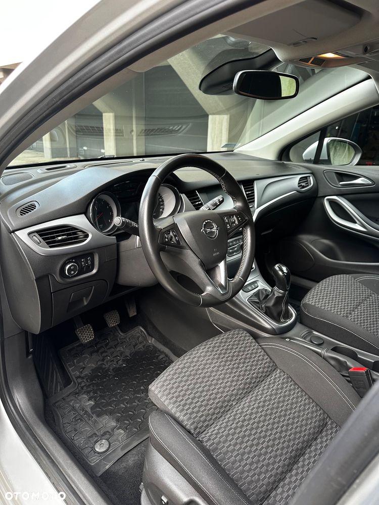 Opel Astra - 33