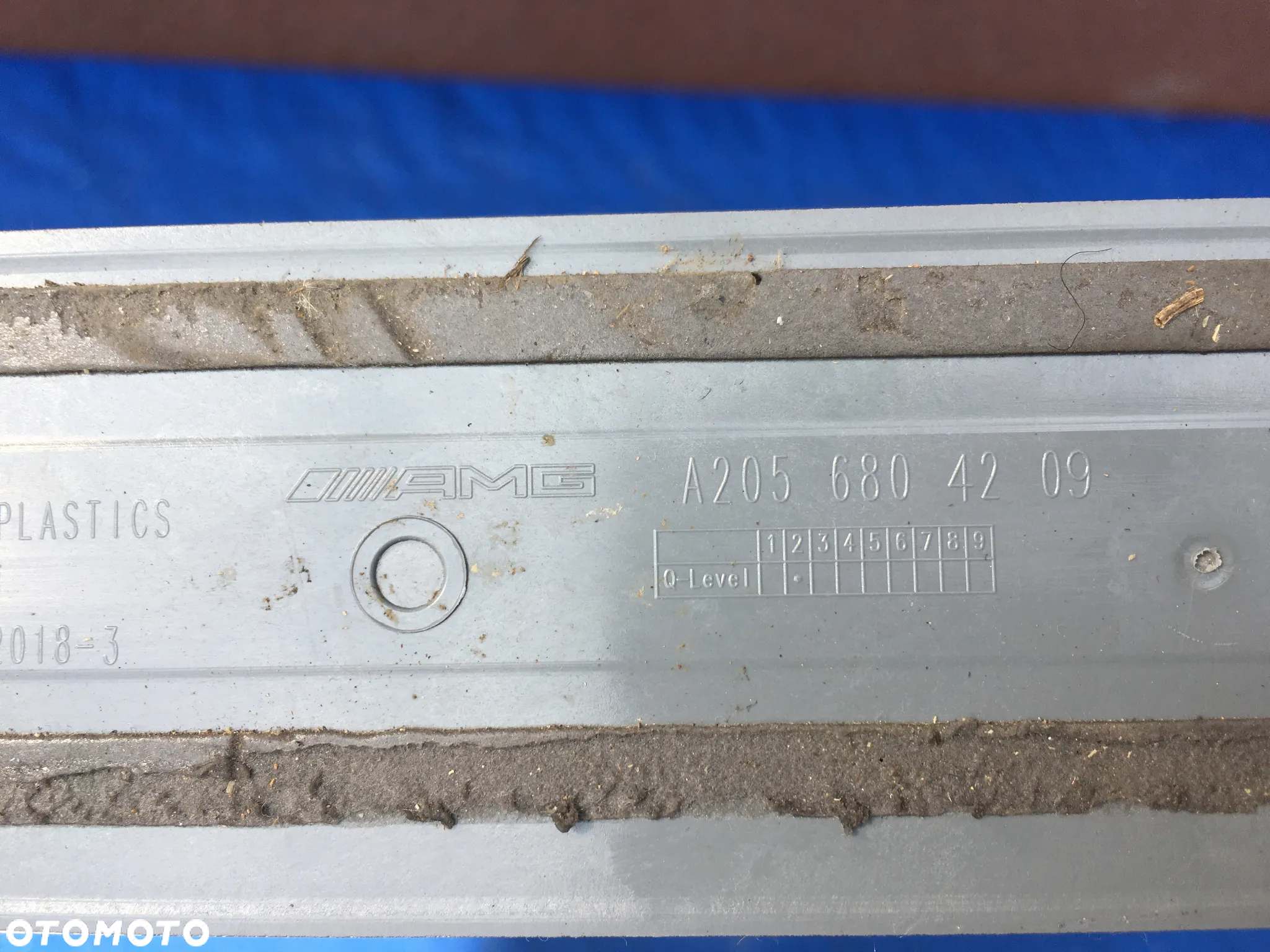 Mercedes W213 Osłona Progu Na Próg Listwa Przód Tył Prawa Lewa A2056804209 A2056800135 - 7