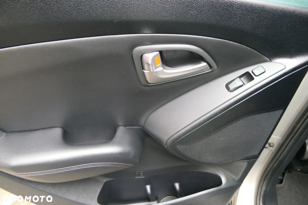 Hyundai ix35 2.0 Premium 2WD - 31