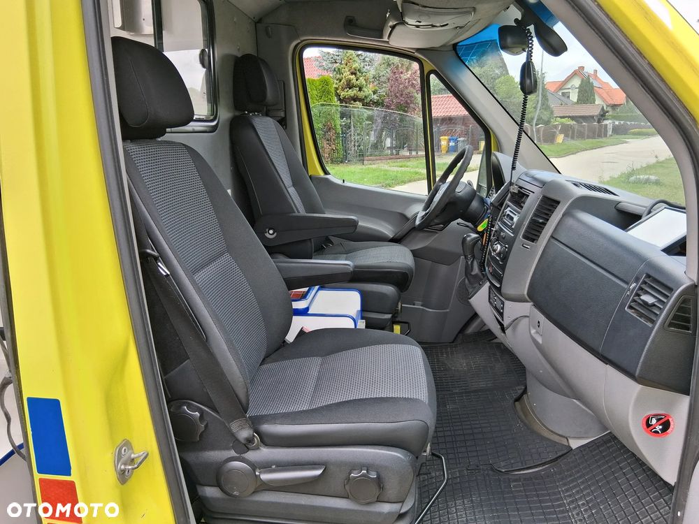 Mercedes-Benz Sprinter - 9