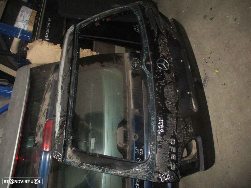 Porta Da Mala MALA829 MERCEDES W211 SW 2006 5P PRETO - 2