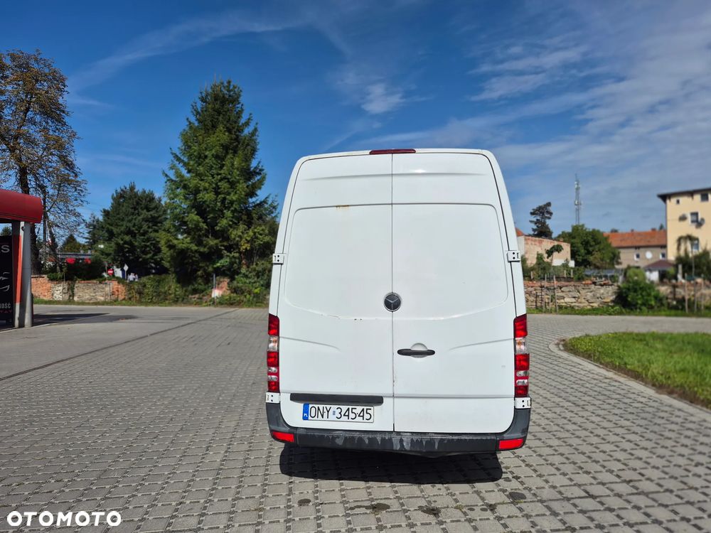 Mercedes-Benz Sprinter - 6