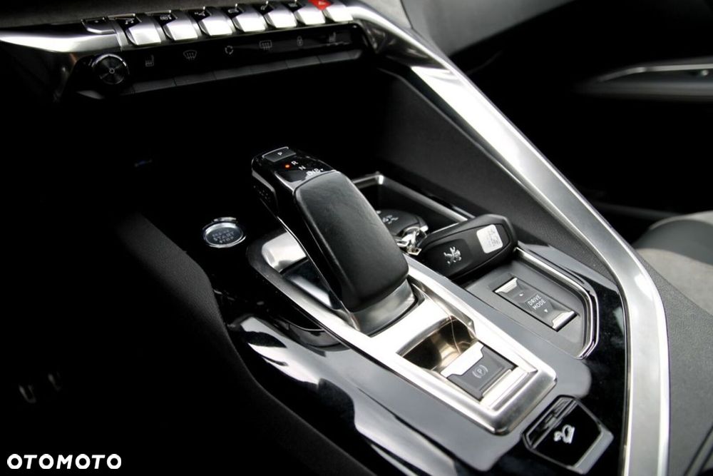 Peugeot 3008 - 22