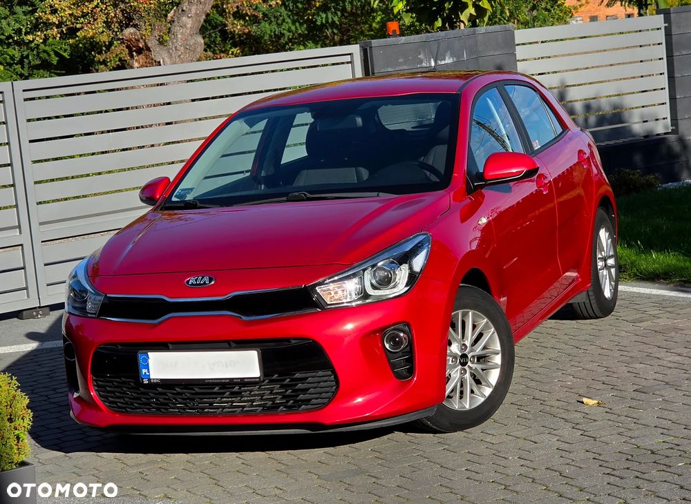 Kia Rio 1.2 L - 5