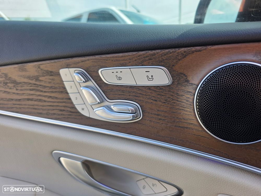 Mercedes-Benz E 220 d Avantgarde - 23