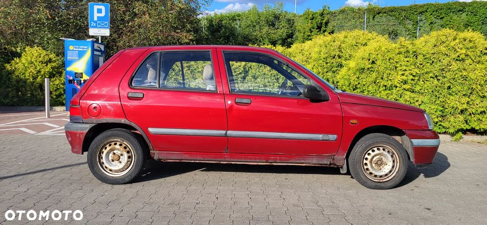 Renault Clio 1.2 RN - 2
