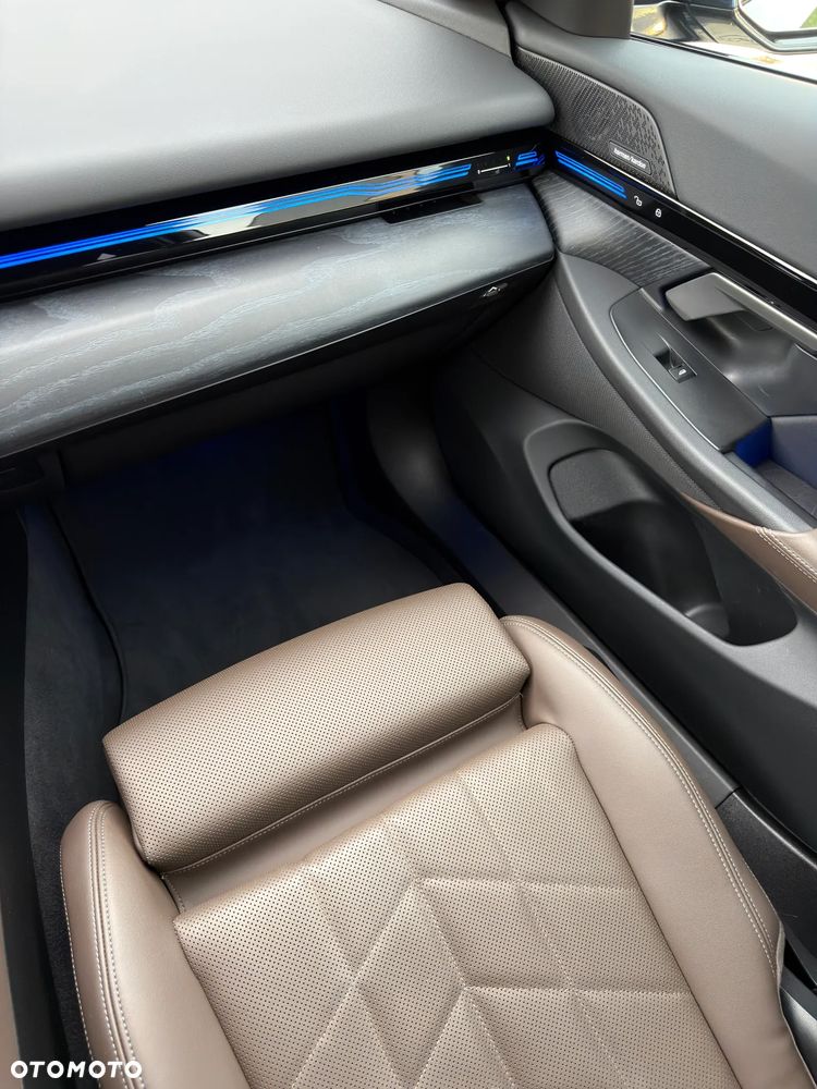 BMW Seria 5 520d xDrive mHEV M Sport - 31