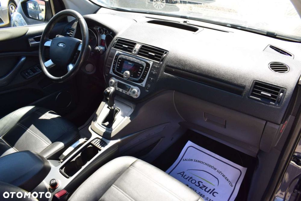 Ford Kuga - 25