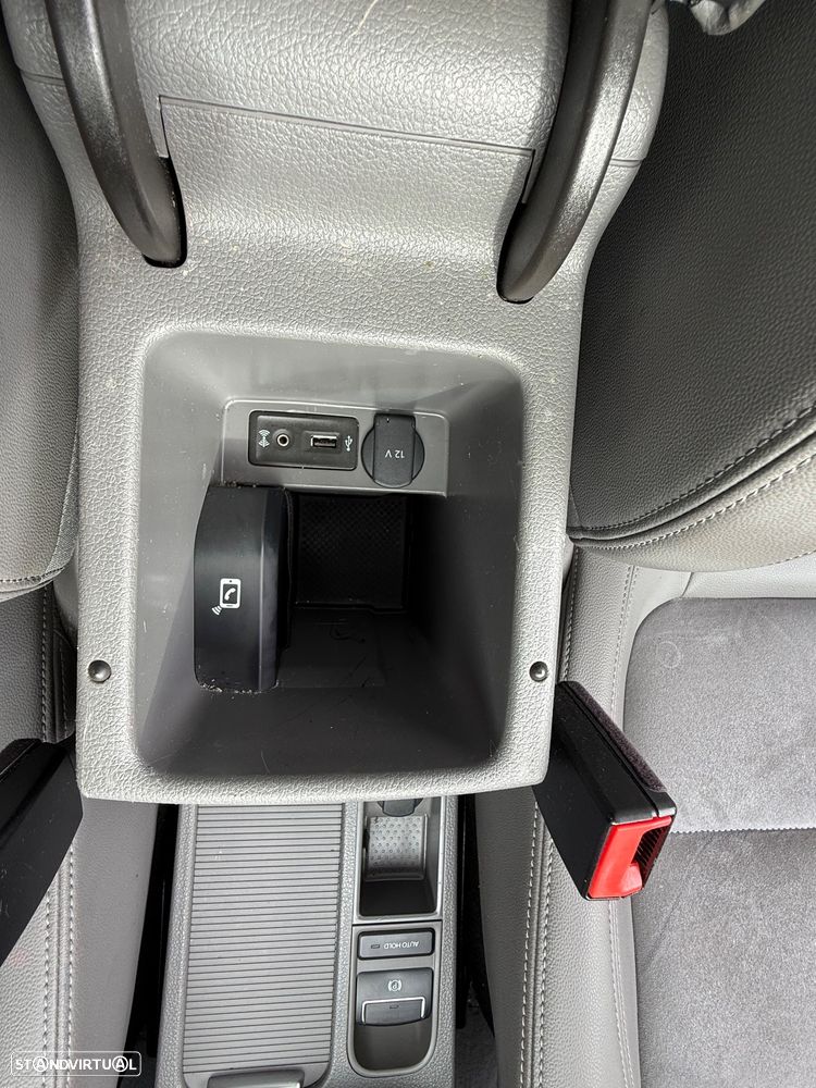 VW Sharan 2.0 TDI Highline DSG - 36