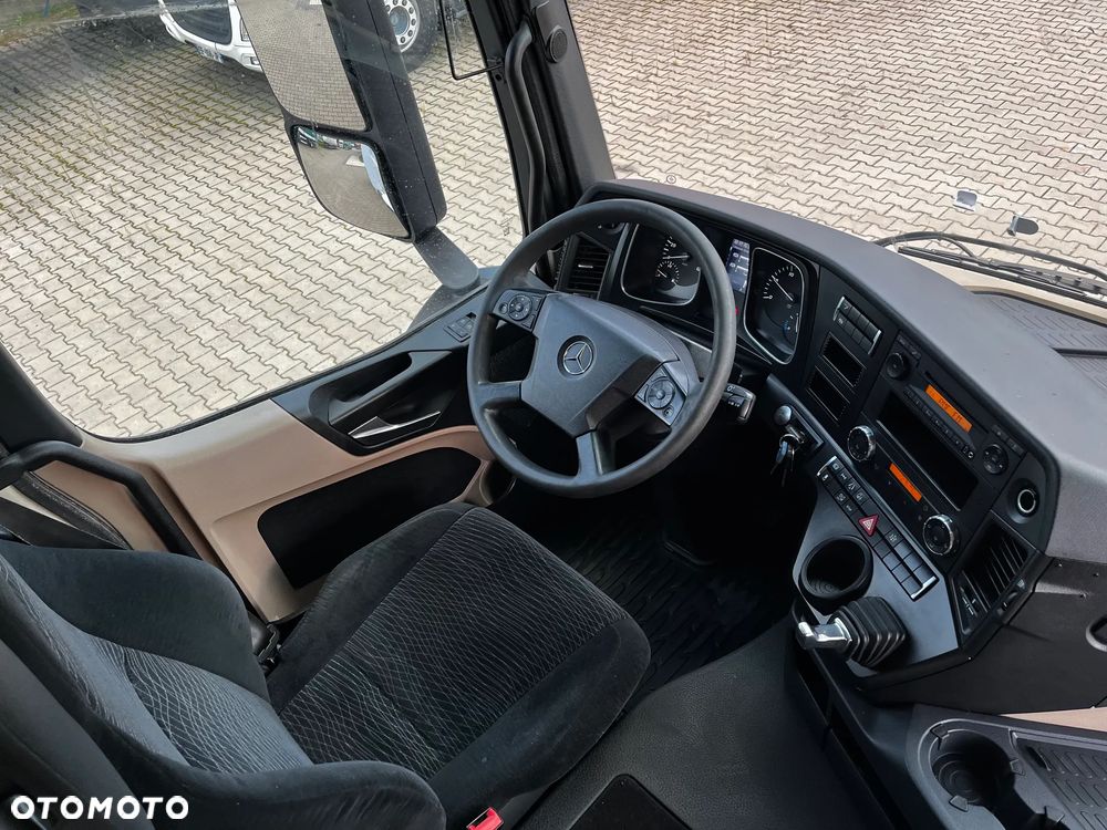 Mercedes-Benz ACTROS 1845/ LEKKI/ PRZYSTAWKA DO HYDRAULIKI - 7