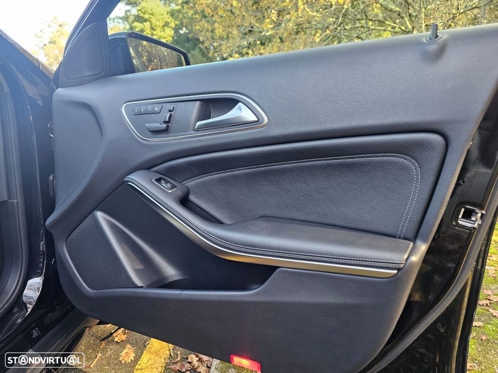 Mercedes-Benz GLA 45 AMG 4-Matic - 40