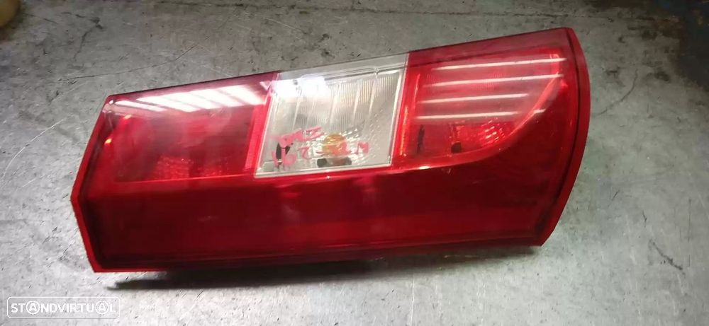 FAROLIM TRASEIRO ESQUERDO DACIA DOKKER 2016 -265551619R - 1