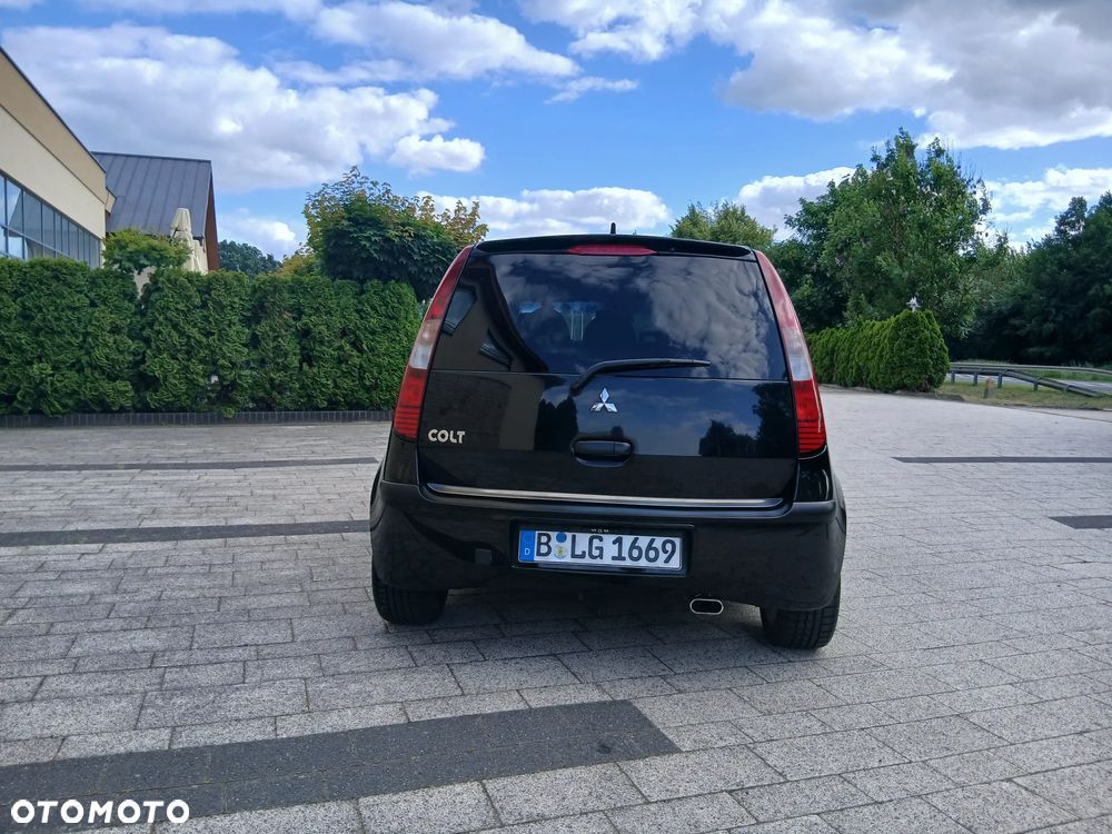 Mitsubishi Colt 1.3 Invite Edition Gold - 4