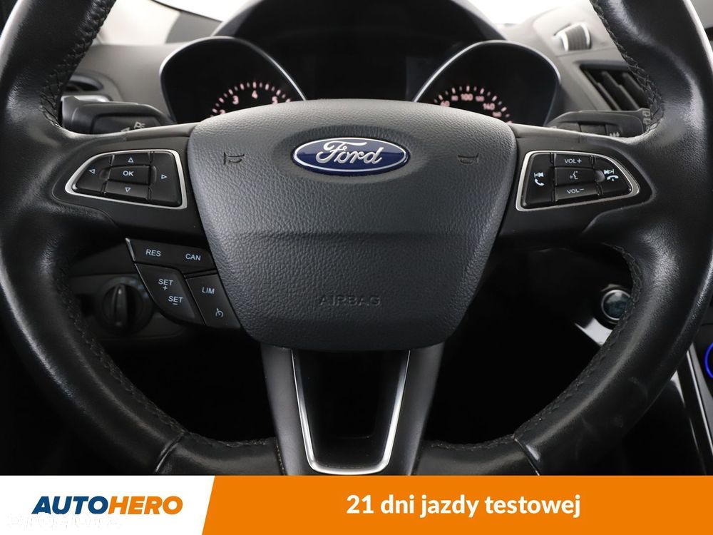 Ford Kuga - 18