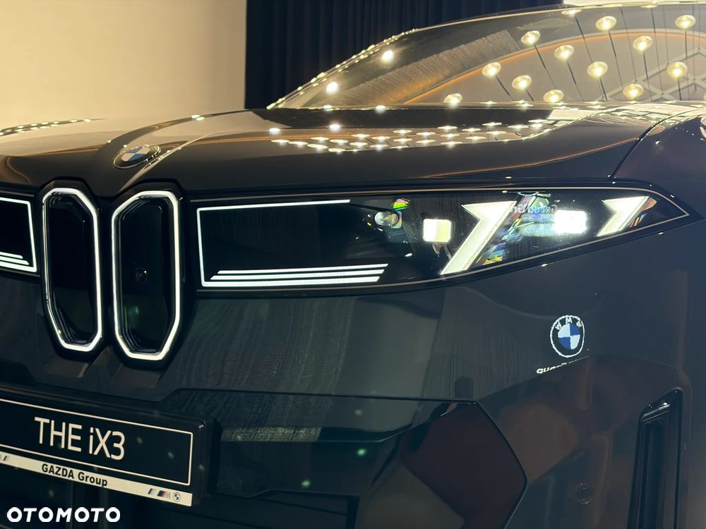 BMW iX3 50 xDrive 113.4kWh - 12