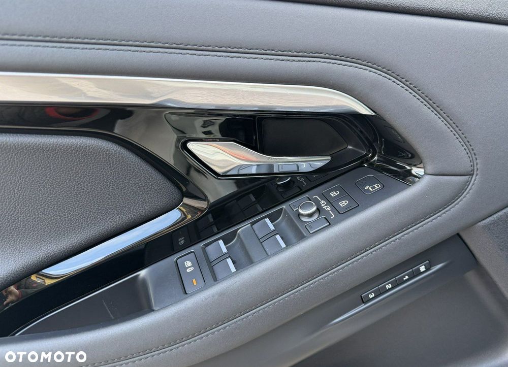 Land Rover Range Rover Evoque D165 Dynamic SE - 32