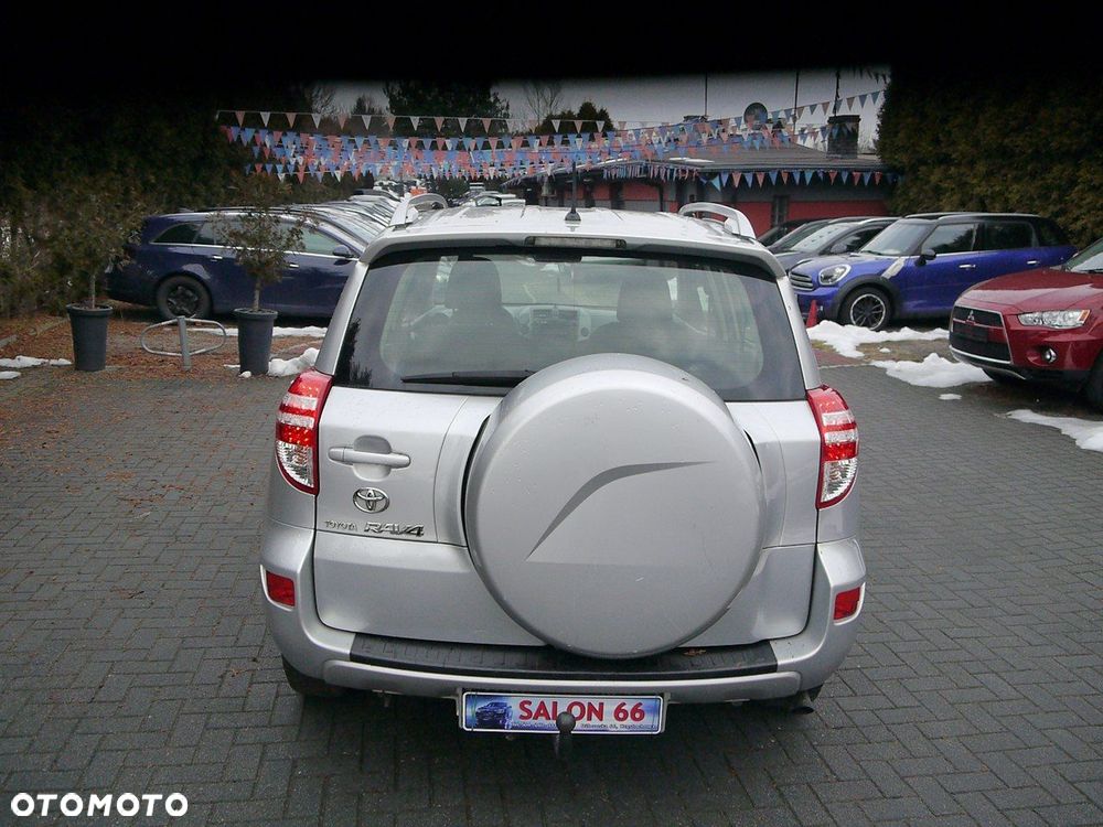 Toyota RAV4 2.2 D-4D 4x4 Sol - 12