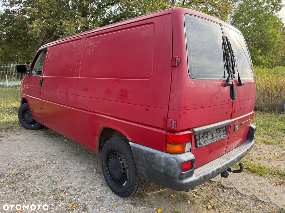 Volkswagen Transporter - 4