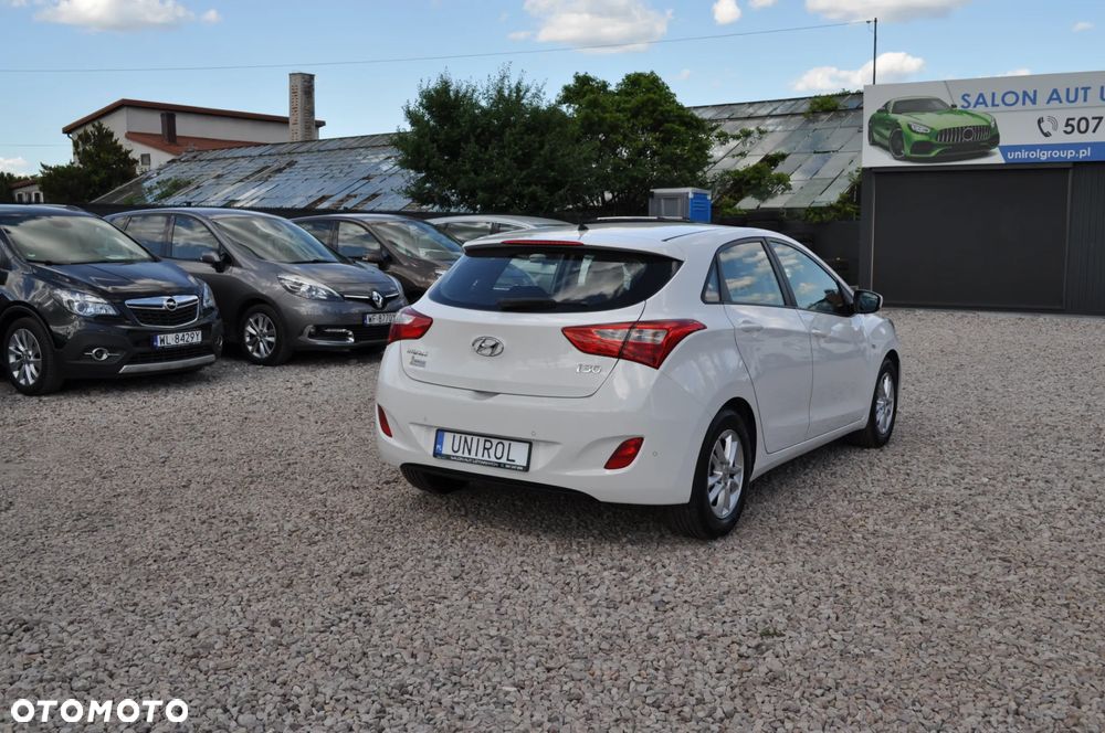 Hyundai i30 1.4 Fifa World Cup Edition - 6
