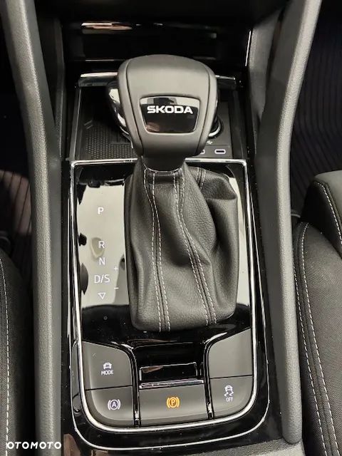Skoda Karoq 1.5 TSI ACT Sportline DSG - 26