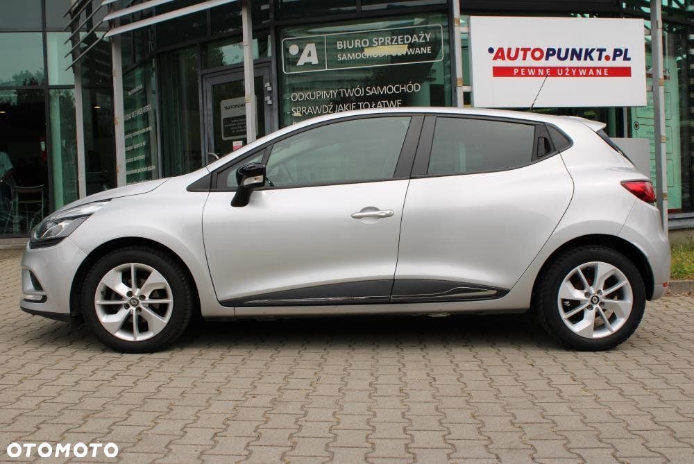 Renault Clio - 8