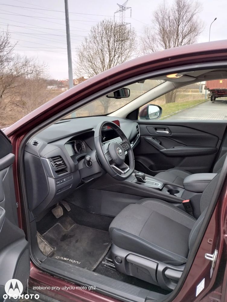 Nissan Qashqai 1.3 DIG-T N-Connecta DCT - 6