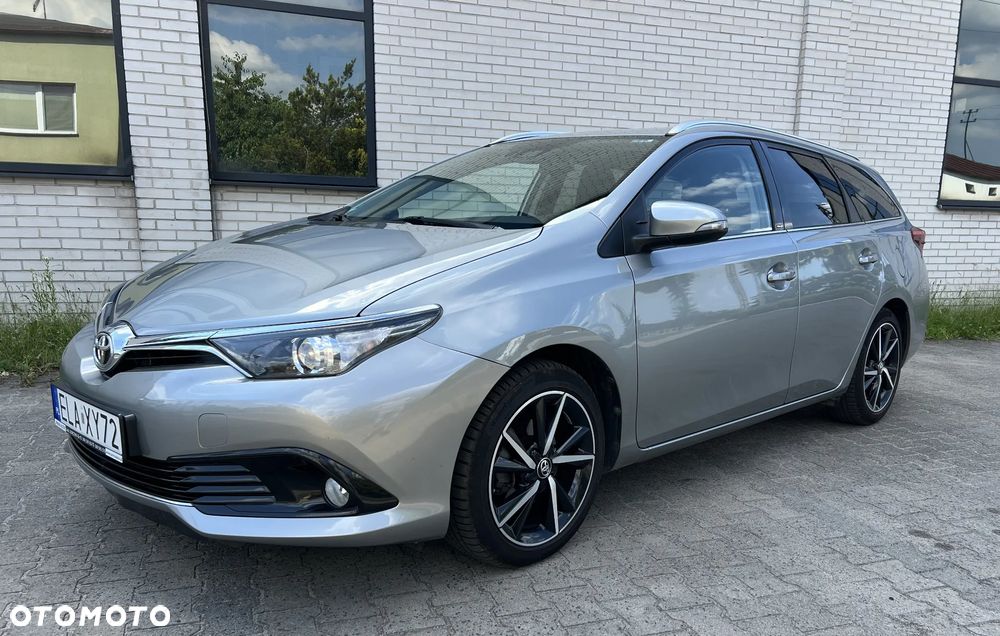 Toyota Auris 1.2 Turbo Edition S+ - 11