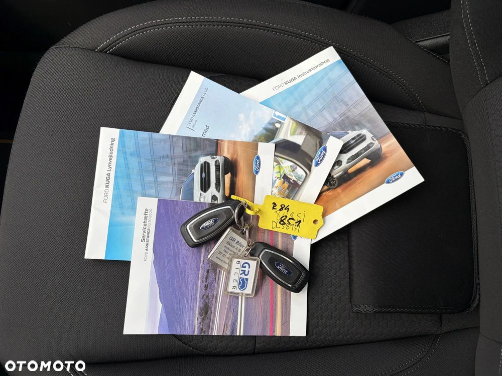 Ford Kuga 2.0 TDCi 2x4 Titanium - 37