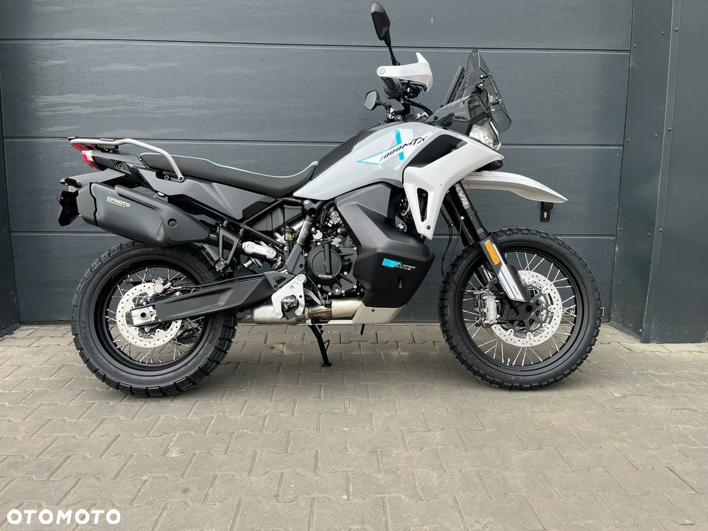 CFMoto 1000 MT-X - 2