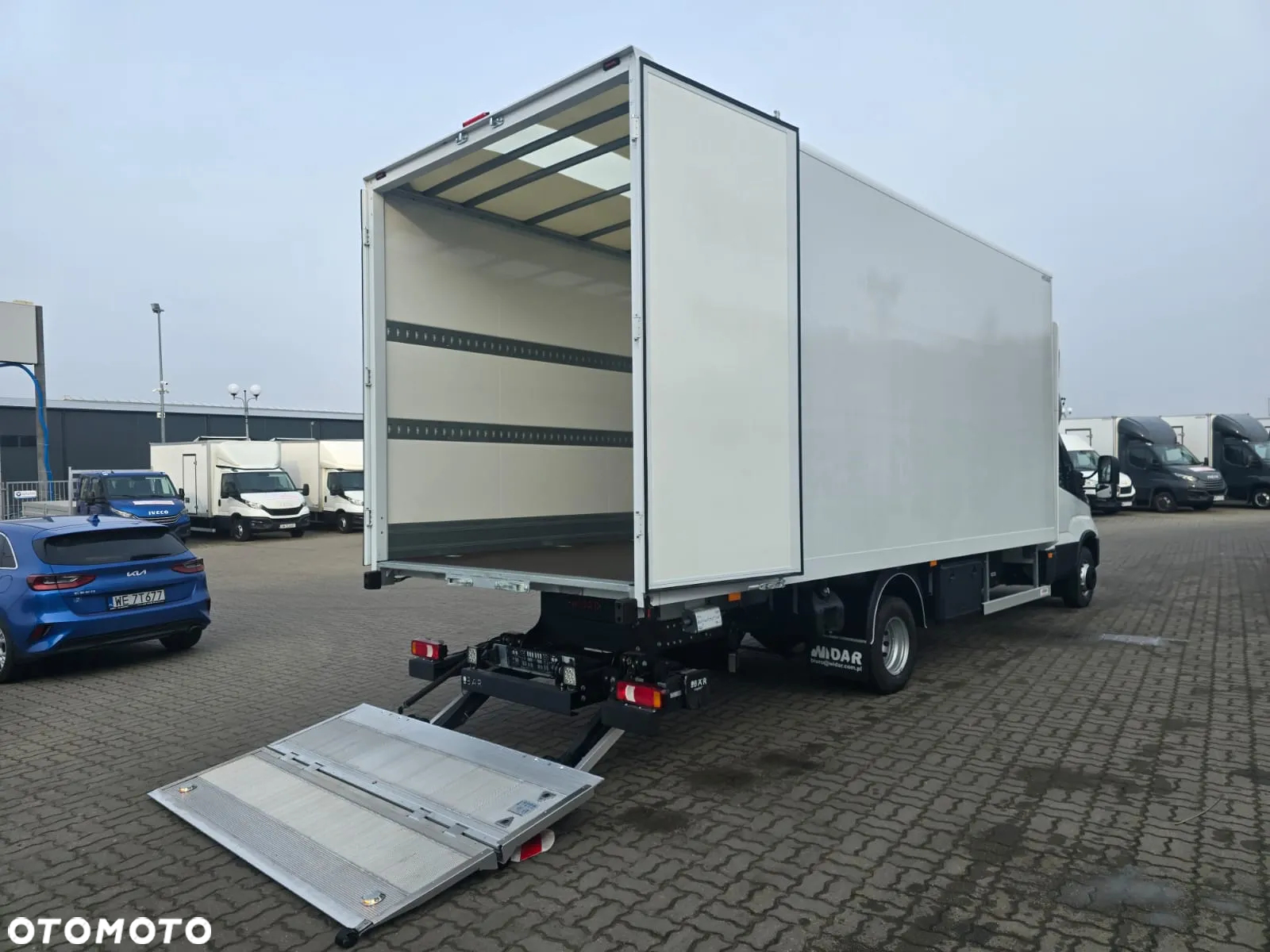 Iveco DAILY 70C18H - 11