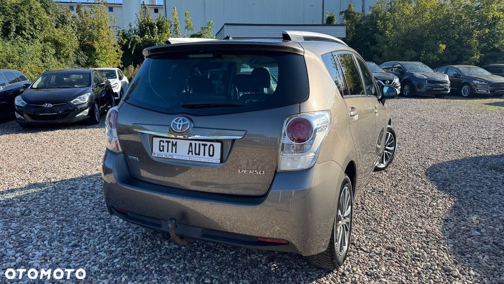 Toyota Verso 1.8 Premium EU5 7os - 11